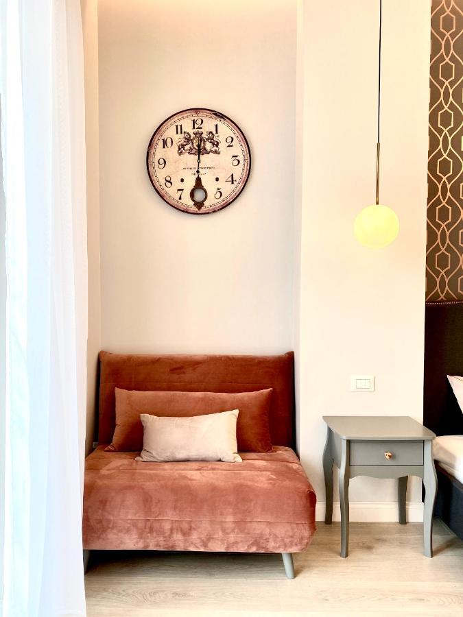 Abcdecor Italia Apartment Империа Екстериор снимка